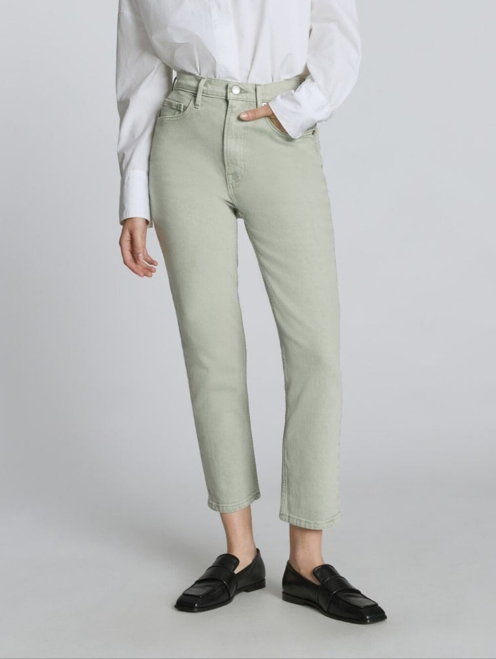 Everlane Original Cheeky Jeans In Sage Green Size 27 Cropped